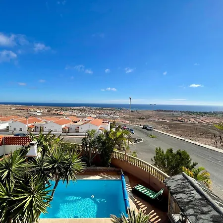 Zen Piscina Y Jacuzzi Hotel 4*